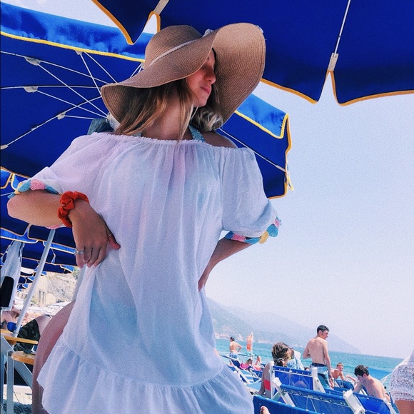 Sun hat! - Picture 2 of 2